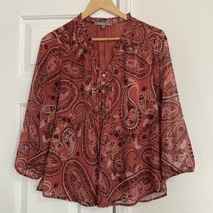 Daniel Rainn “Pabla” textured blouse with gold threading.